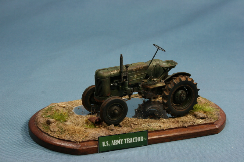 TRACTOR MILITAR