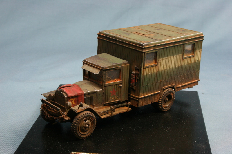 ZIS 5 -AMBULANCE (Berlín 1945)