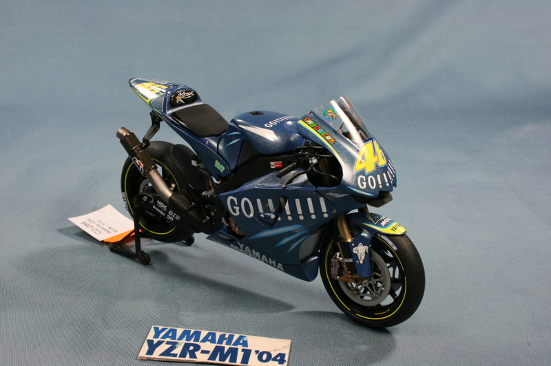 YAMAHA YZR-M 04 - 1/12