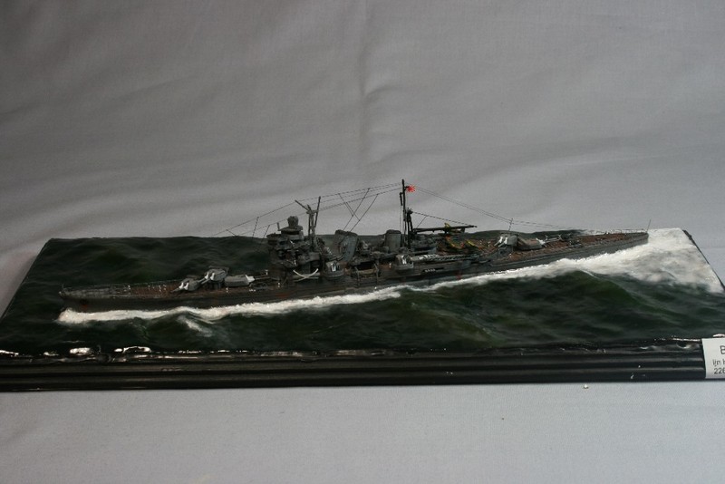Barcos de plástico, escalas de 1/1200 a 1/600
