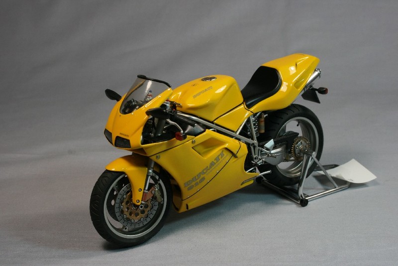 Ducati 916