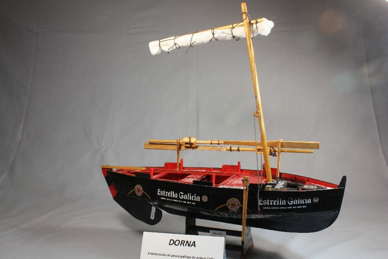 Dorna embarcación de pesca gallega