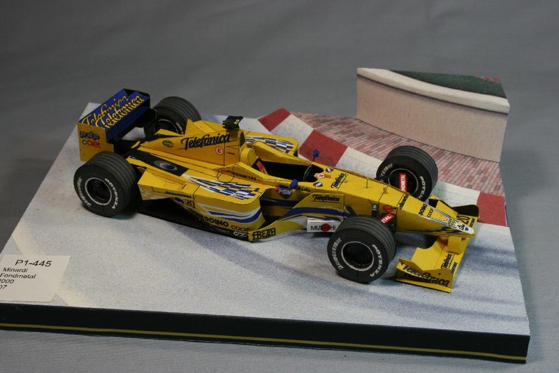 Minardi Fondmetal 2000
