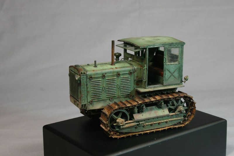 RUSSIAN CHTZ S-65 TRACTOR