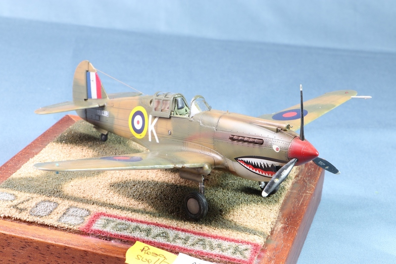 P-40 B WARHAWK