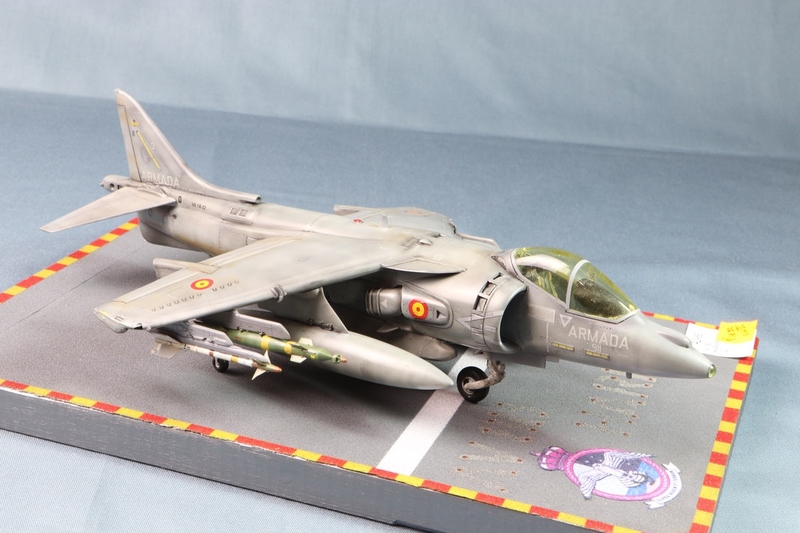AV 8B HARRIER