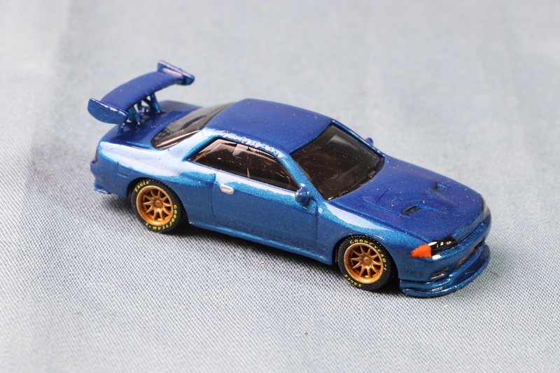 NISSAN GRT CR CUSTOMS AZUL.