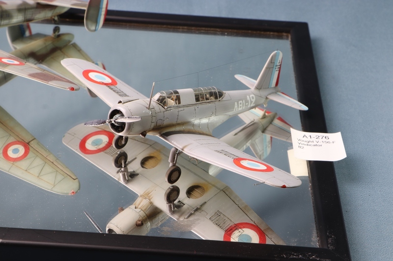 Vought V-156-F Vindicator Azur