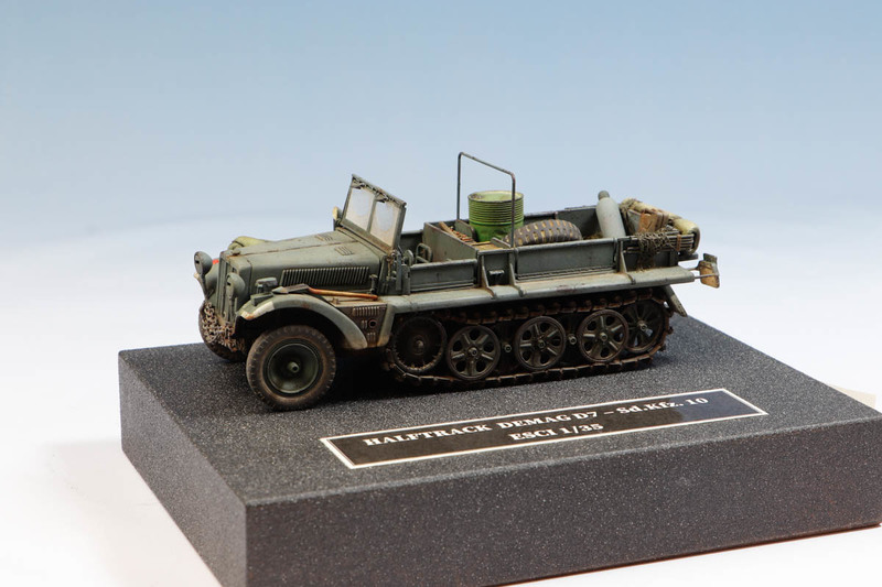 SD.KFZ 10 DEMAG D7 ESCI 1/35