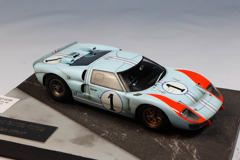 Ford GT40 '66 Miles & Hulme