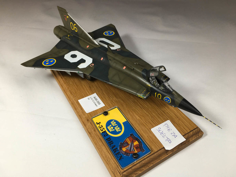 J-35 F2 Draken