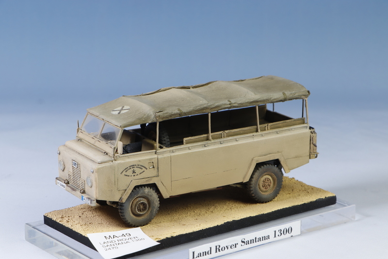 LAND ROVER SANTANA 1300