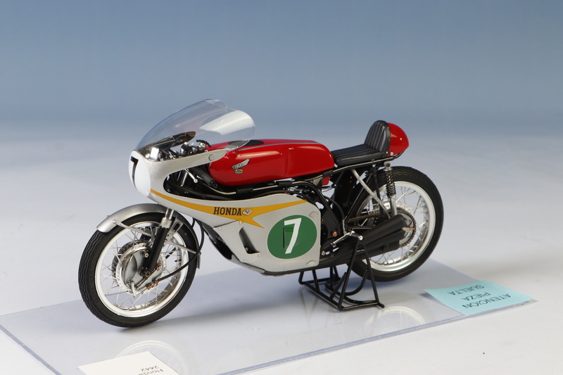 Honda RC166