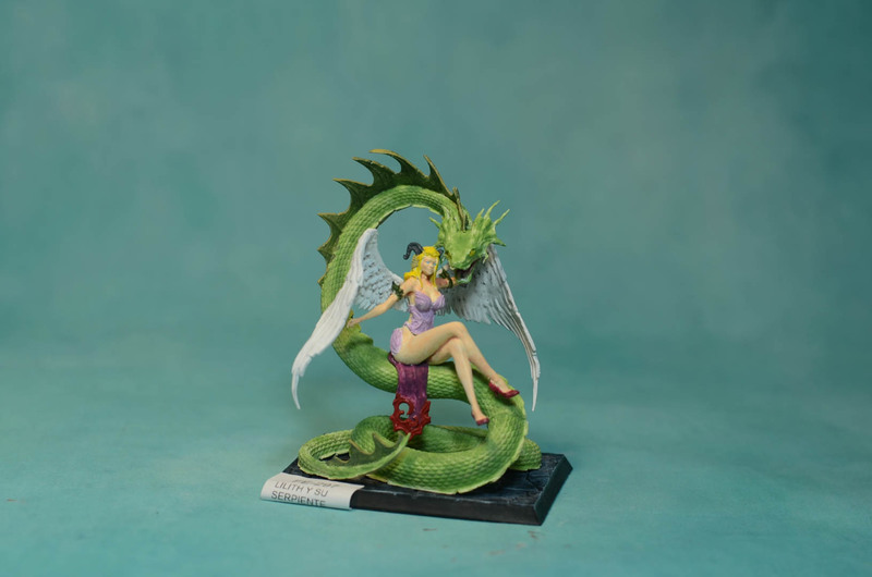 LILITH Y SU SERPIENTE