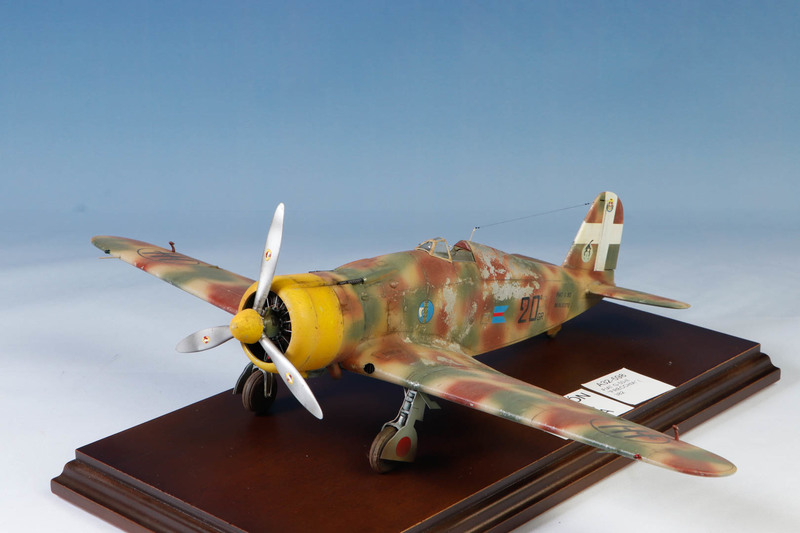 Aviones escala 1/32 o superior