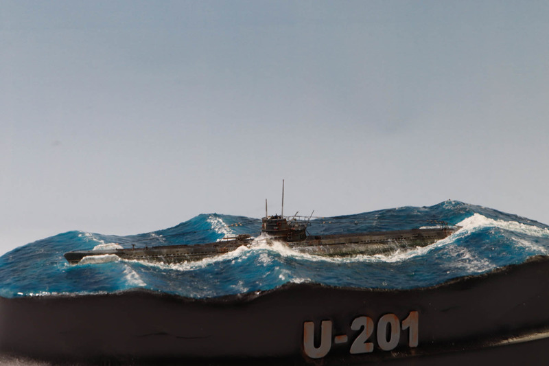 U201