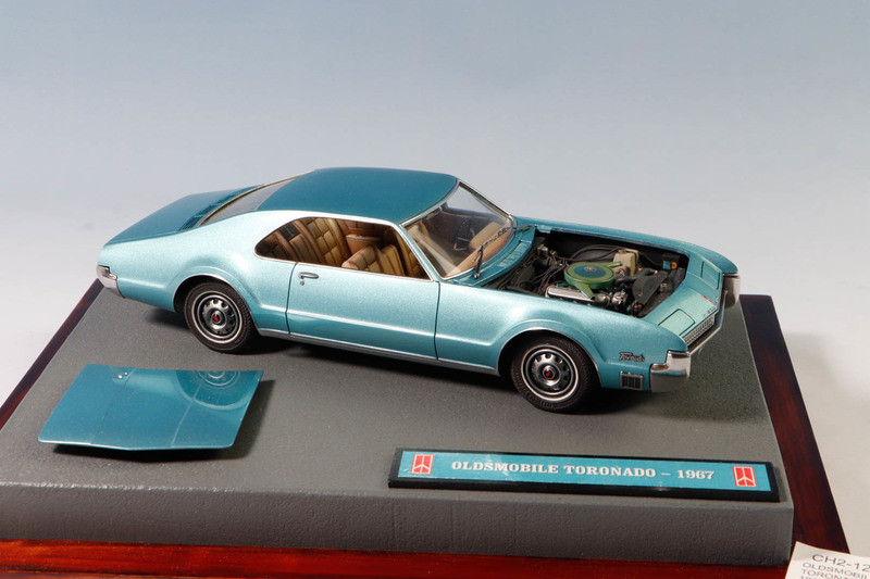 OLDSMOBILE TORONADO 1967