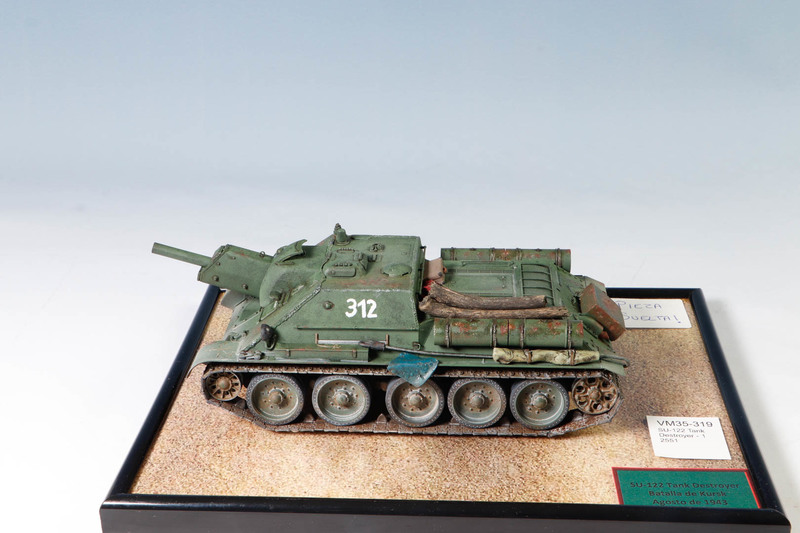 SU-122 Tank Destroyer - 1/35