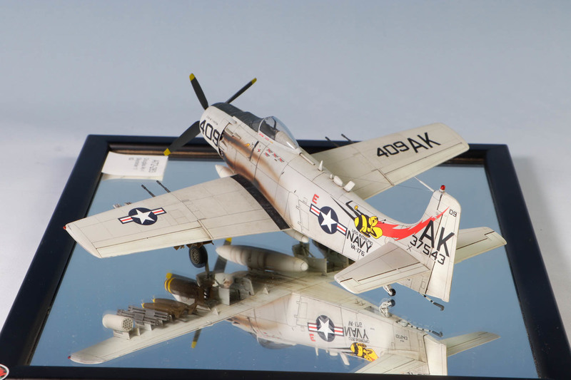 Douglas Ah-1 Skyraider 1/72