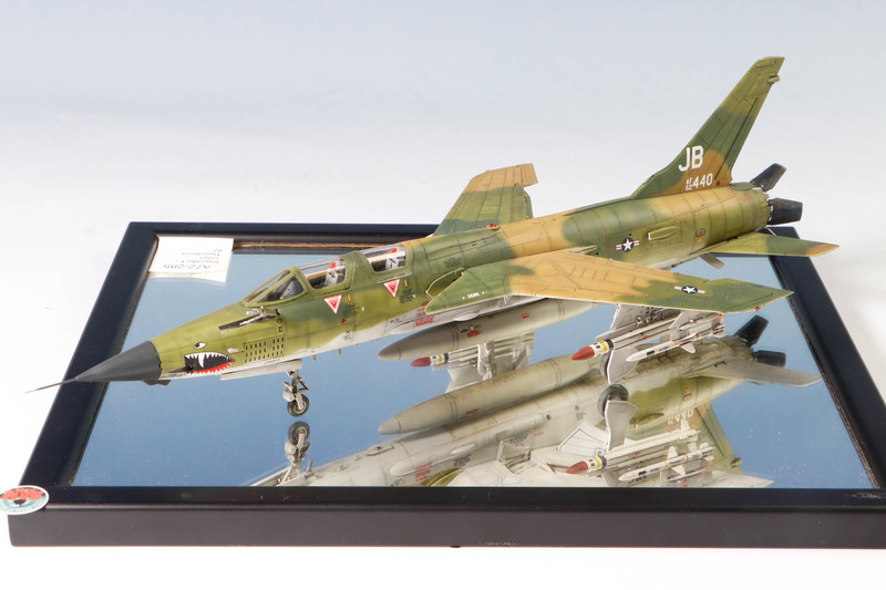 Republic F-105G Thunderchief 1/72