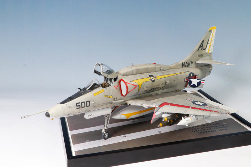Aviones escala 1/32 o superior.