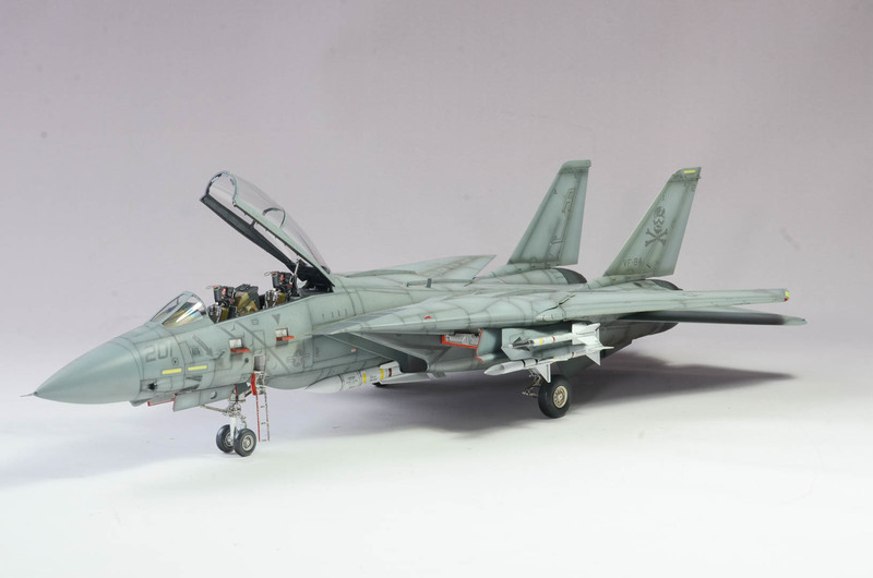 F-14 Tomcat 1/48
