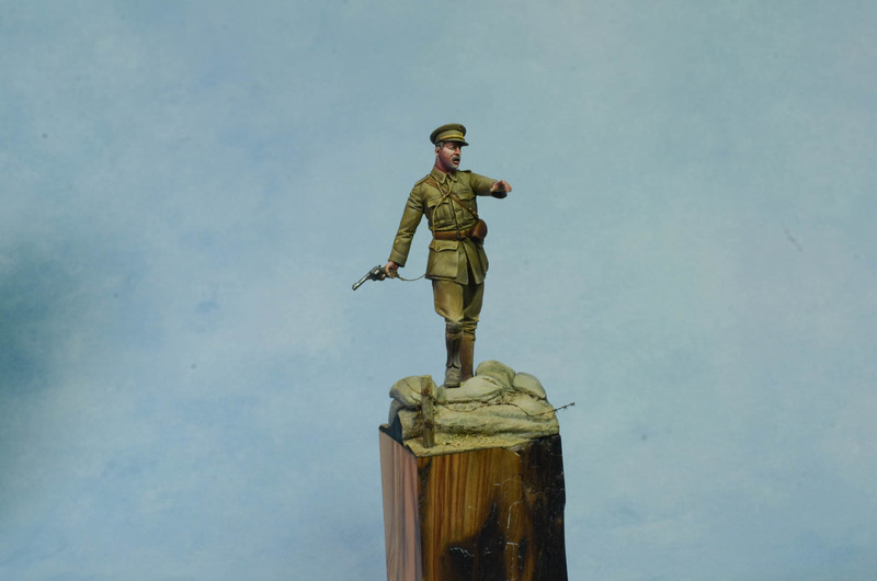 Oficial en Annual, 1921