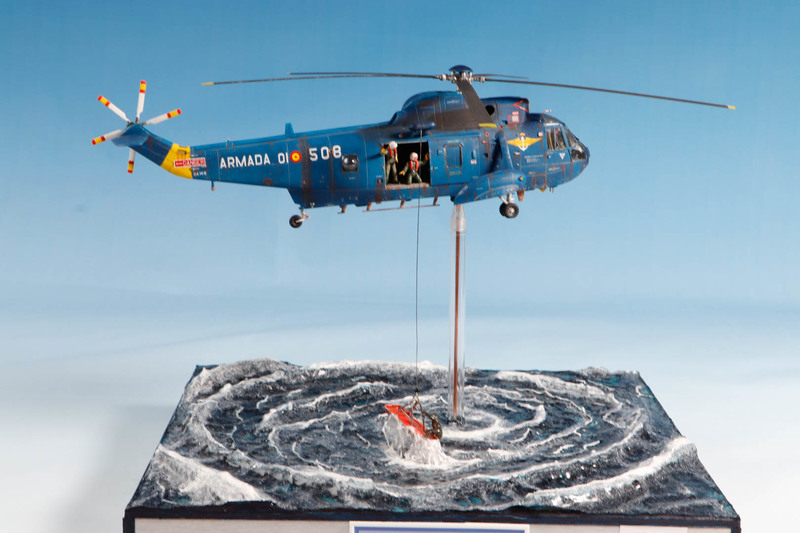 RESCATE EN ALTA MAR SEA KING