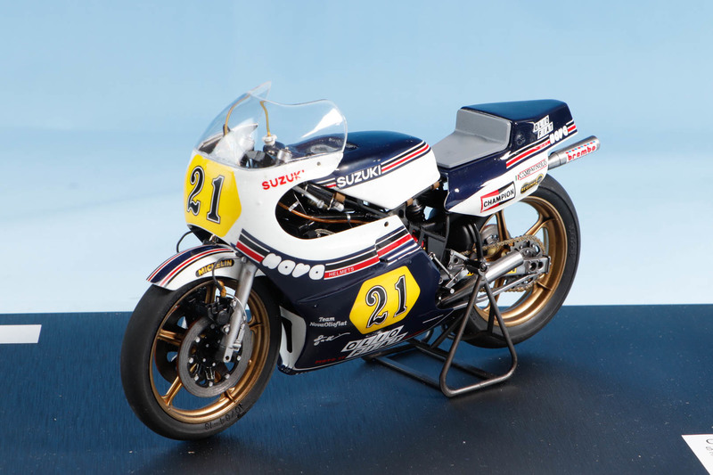 SUZUKI