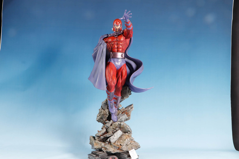 Figura Magneto X-Men escala 1/6 