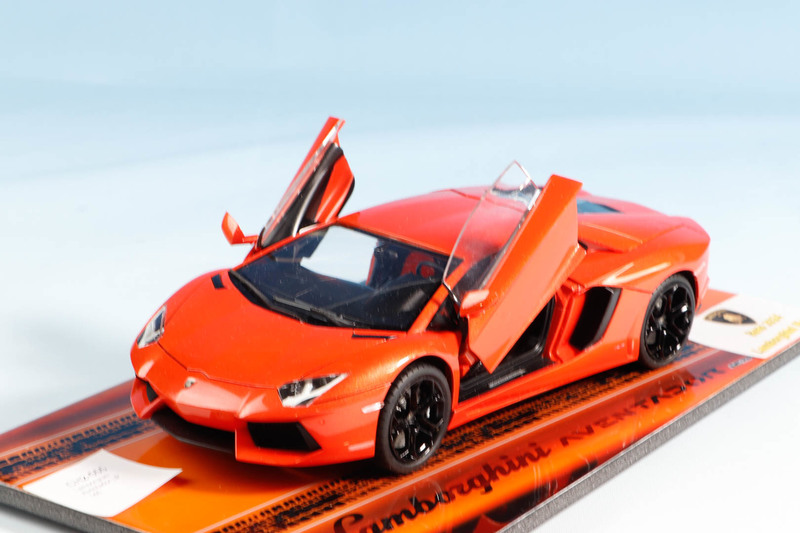 Lamborghini Aventador LP 700-4