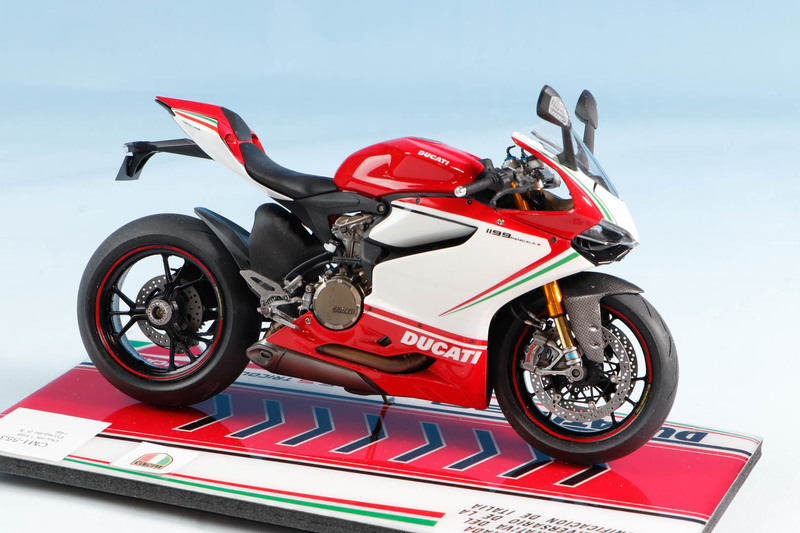 Ducati 1199 Panigale S Tricolore