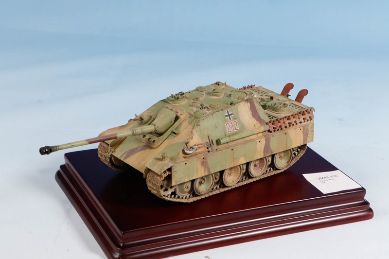 Vehículos Militares escala 1/48