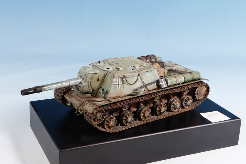 BEUTEPANZER SU 152