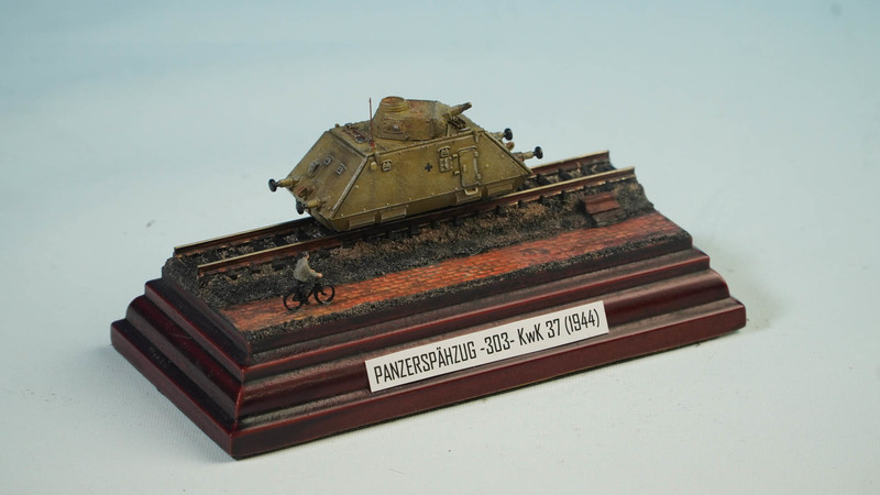 PANZARSPAZUG-303 KWK 37.