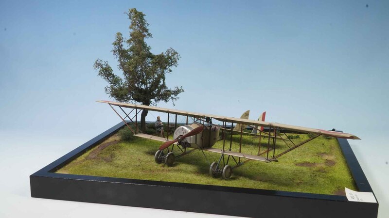 Aviones escala 1/32 o superior.