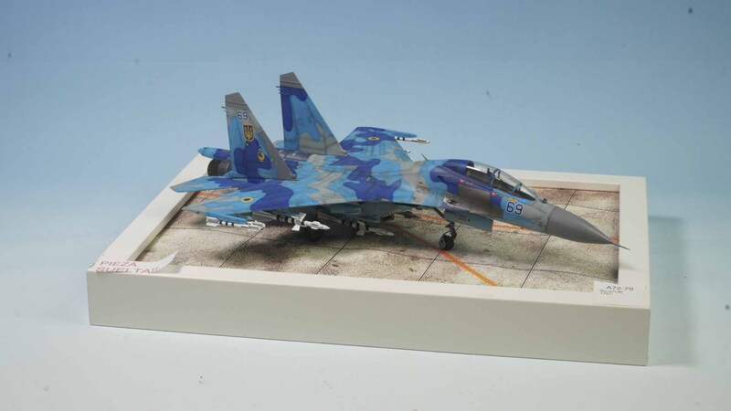 Su-27UB 