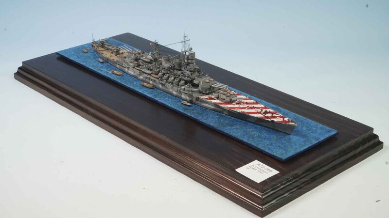 Barcos de Plástico escalas 1/700 y anexas.