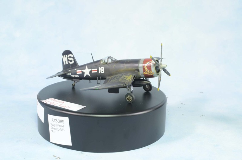 Vought F4U-4 Corsair_VMF-323 "Death Rattlers"