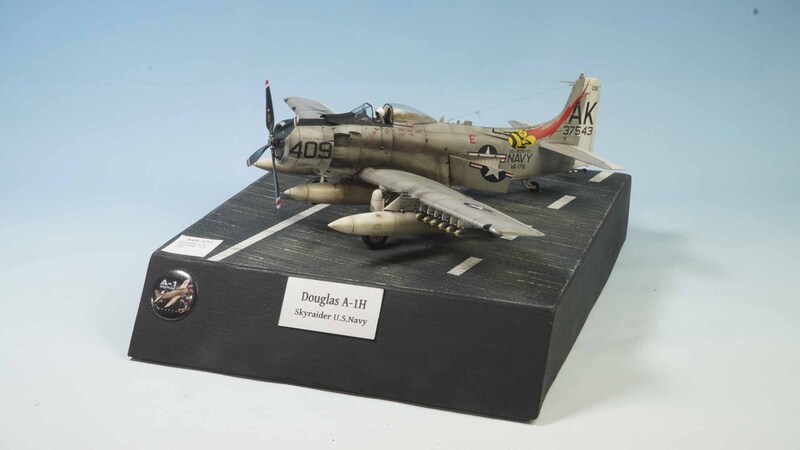 Douglas A1H Skyraider U.S.Navy