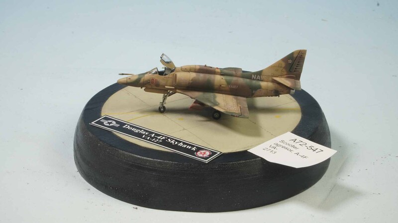 Scooter agresor, A-4F VA-127 Eduard 1/144