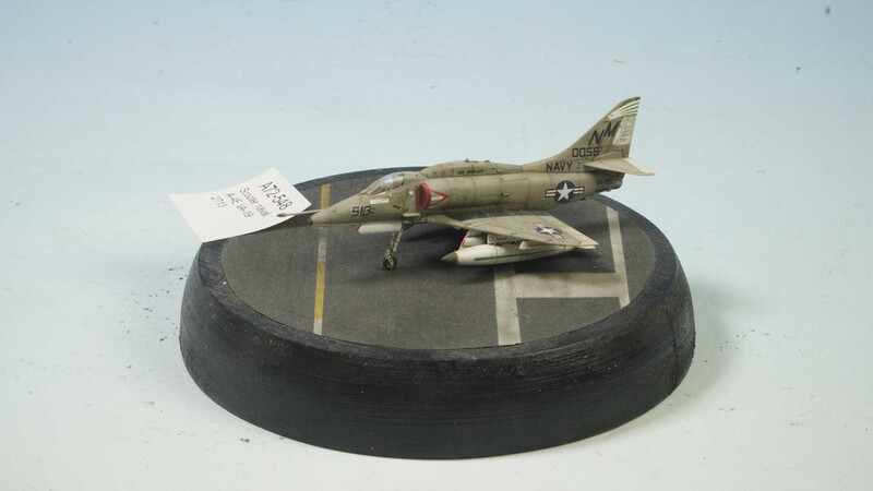 Scooter naval. A-4E VA-195 Eduard 1/144