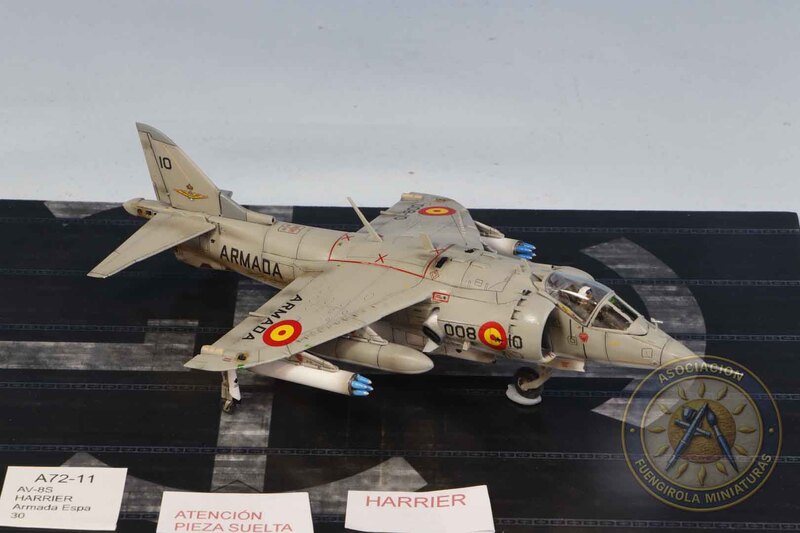AV-8S HARRIER Armada Española 008-10.