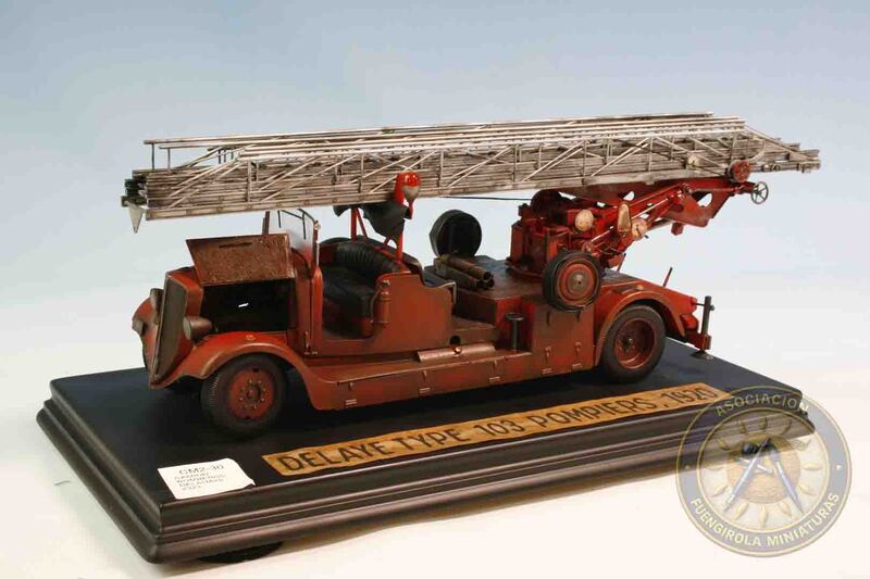 CAMION BOMBEROS DELAHAYE