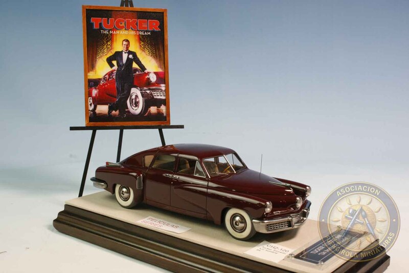 Coche 1/24-1/25