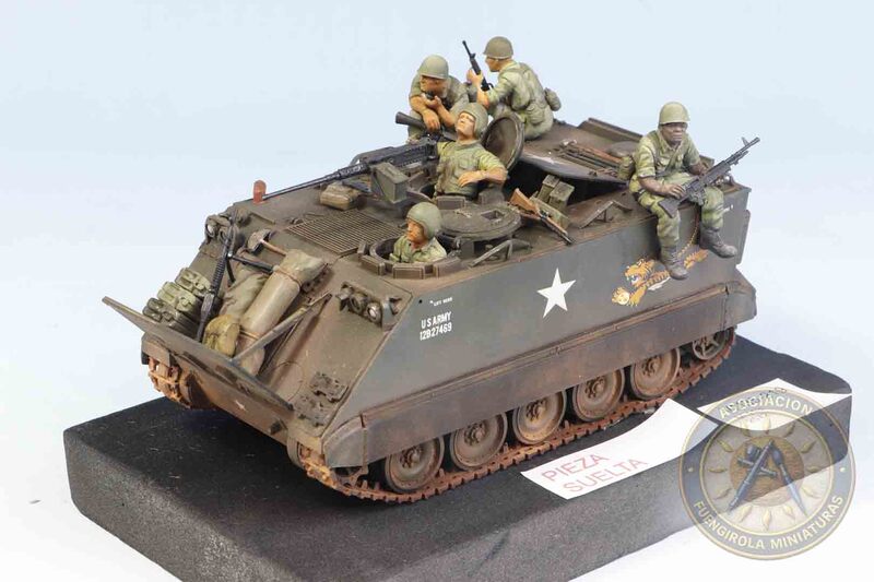 M 113