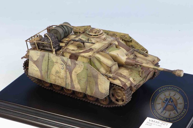 Stug III Late